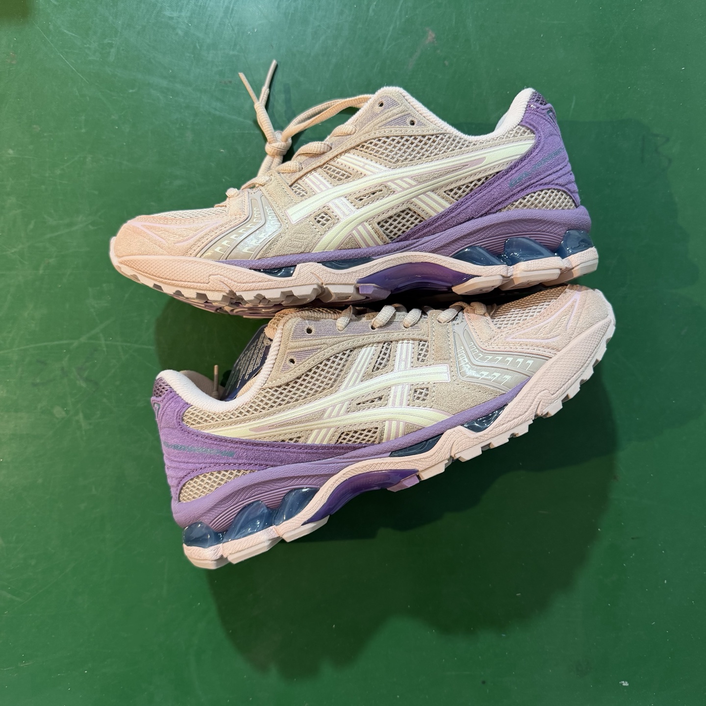 Asics Gel-Kayano 14 Purple sweet potato powder
