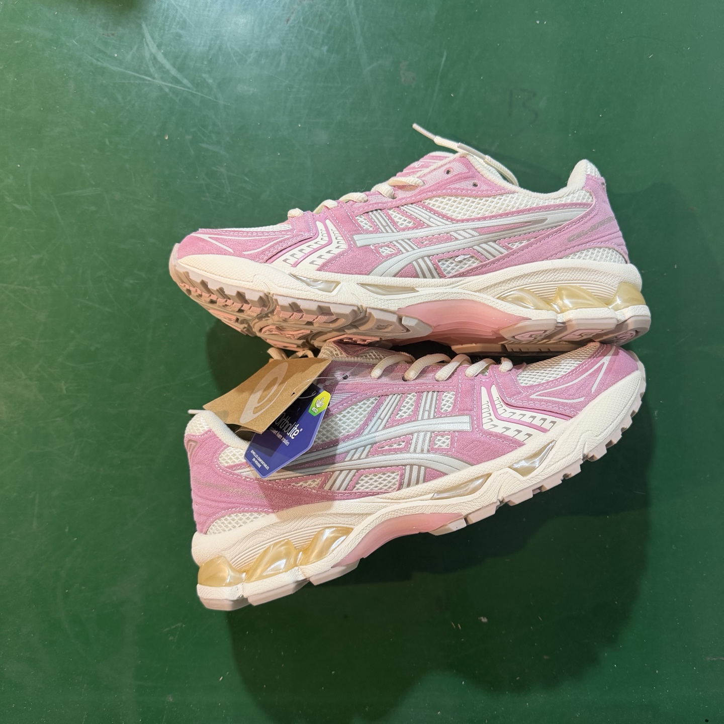 Asics Gel-Kayano 14 Beige-pink