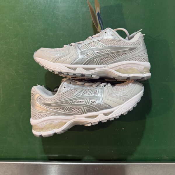 Asics Gel-Kayano 14 Off-white silver