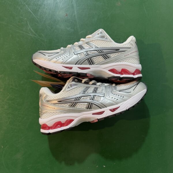 Asics Gel-Kayano 14 White and red