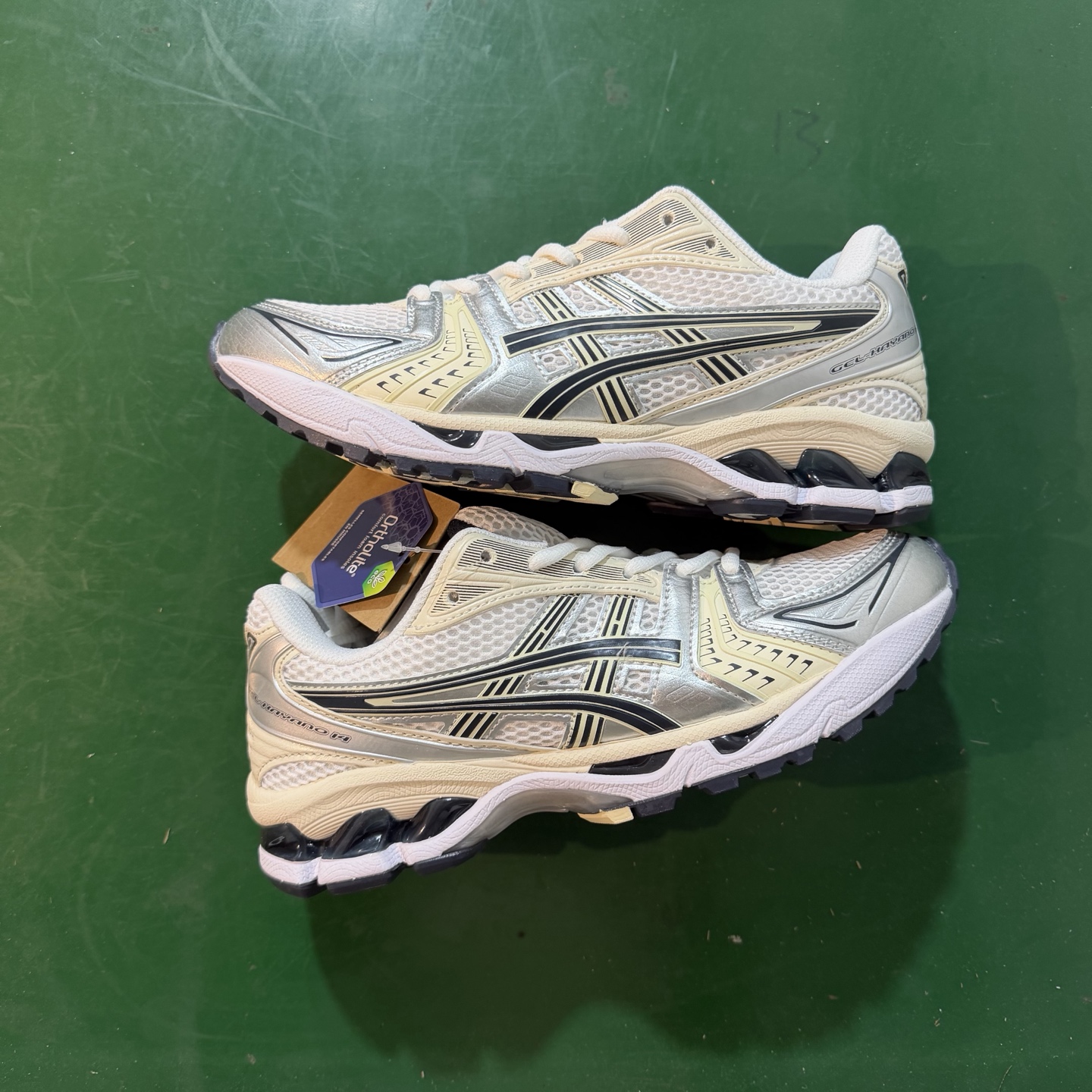 Asics Gel-Kayano 14 Silvery-white
