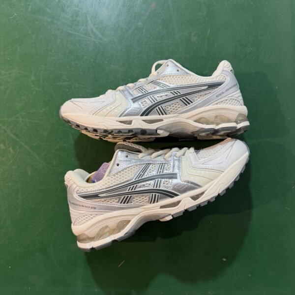 Asics Gel-Kayano 14 Beige