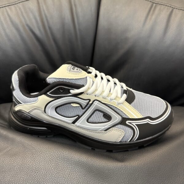 Dior B30