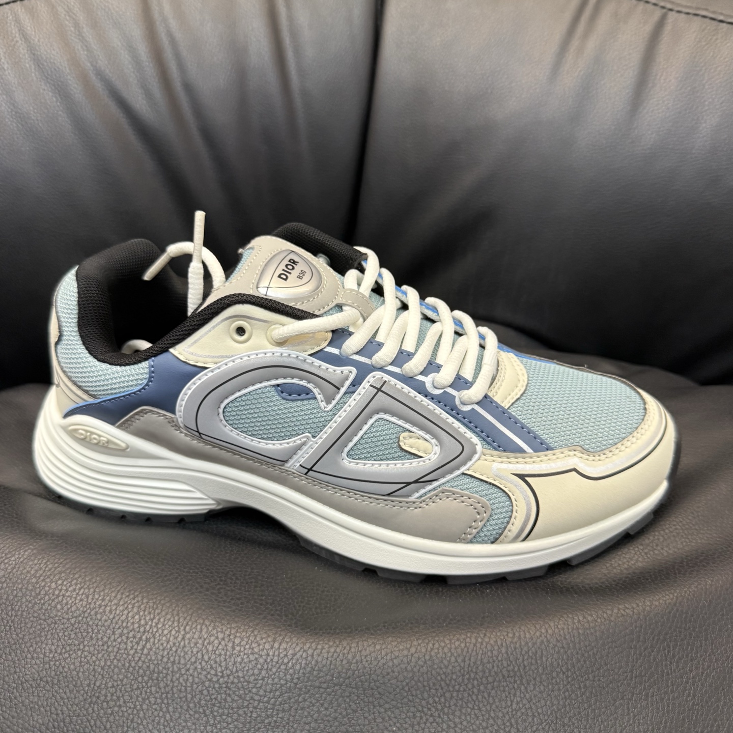 Dior B30