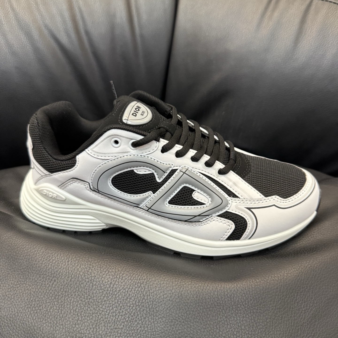 Dior B30