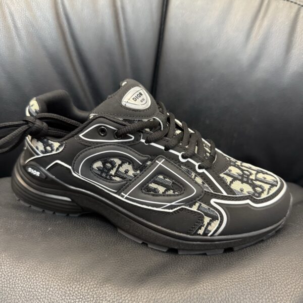 Dior B30