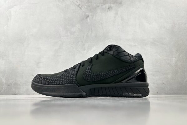 Nike Zoom Kobe 4 Protro "Black Mamba